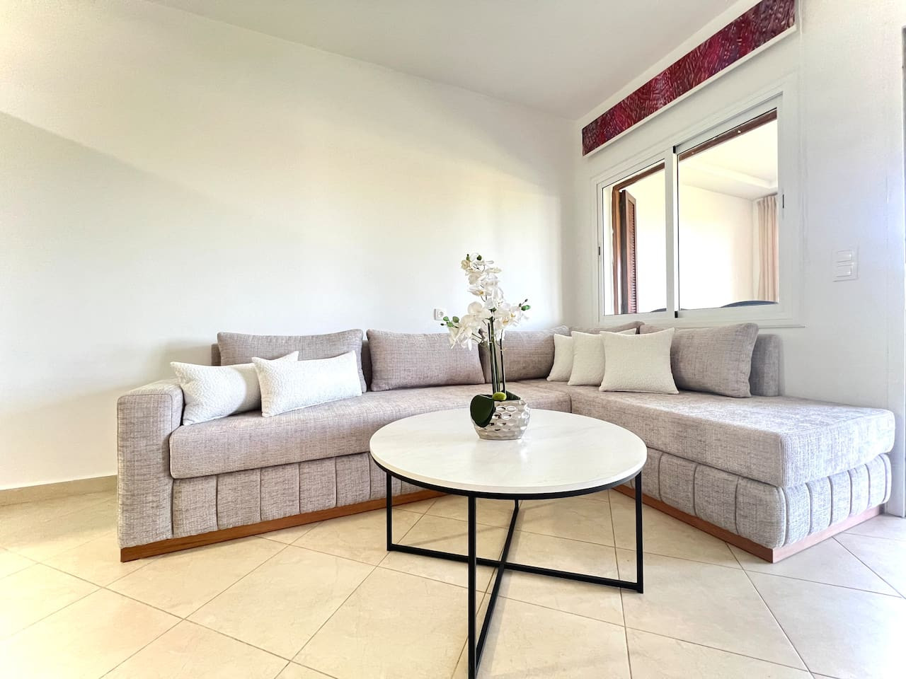 CA4 · Tropical Touch - Pool & Garden