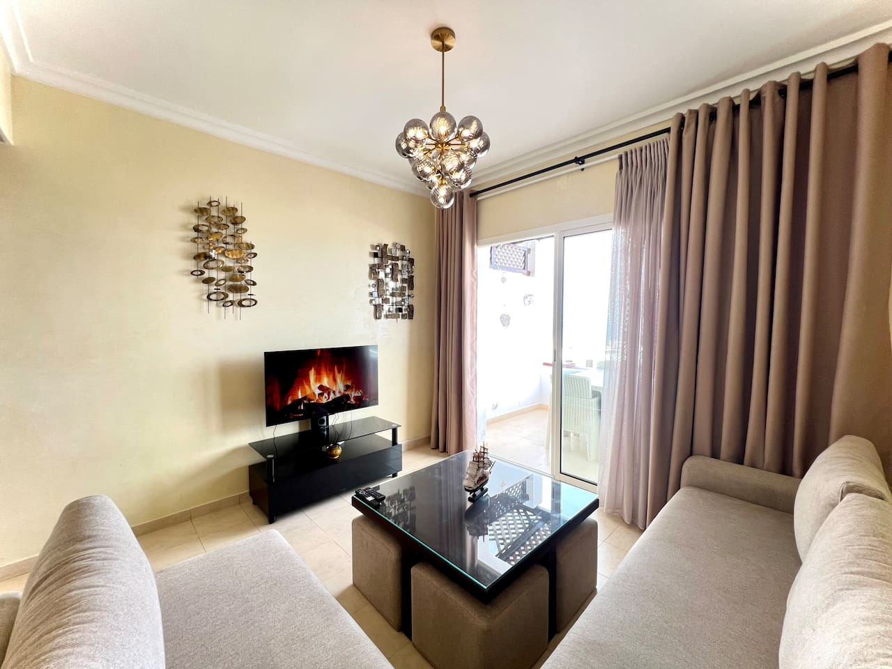 T3B10 · Coastal Elegance - Bella Vista
