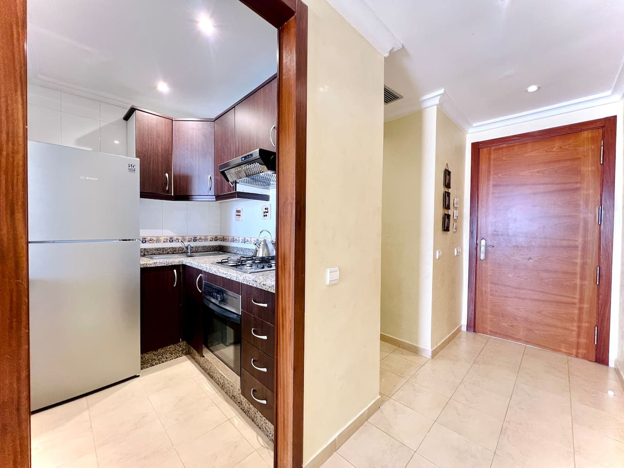 T3B10 · Coastal Elegance - Bella Vista