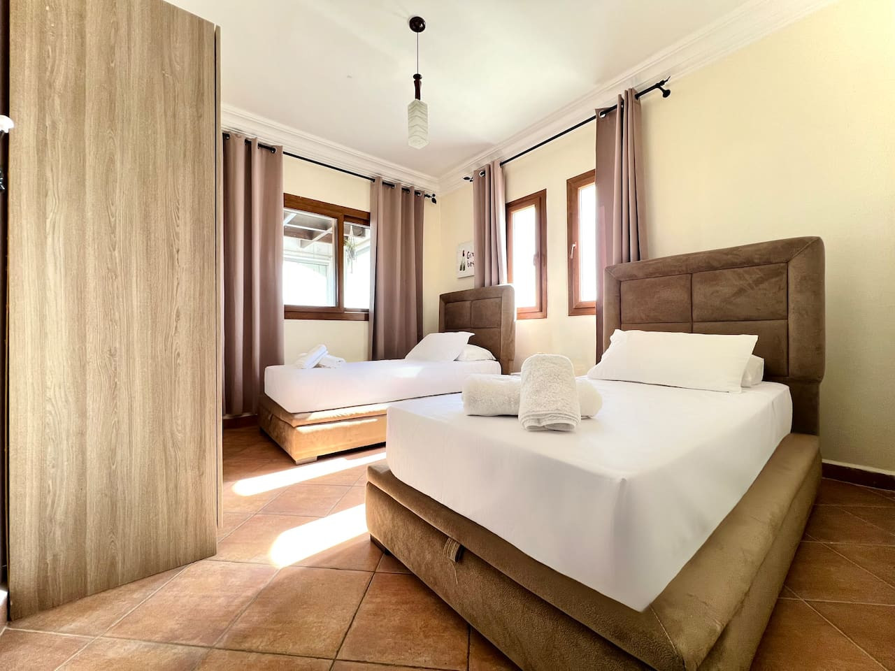 LILAC2 ·  Skyline Stay - Lilac’s Garden