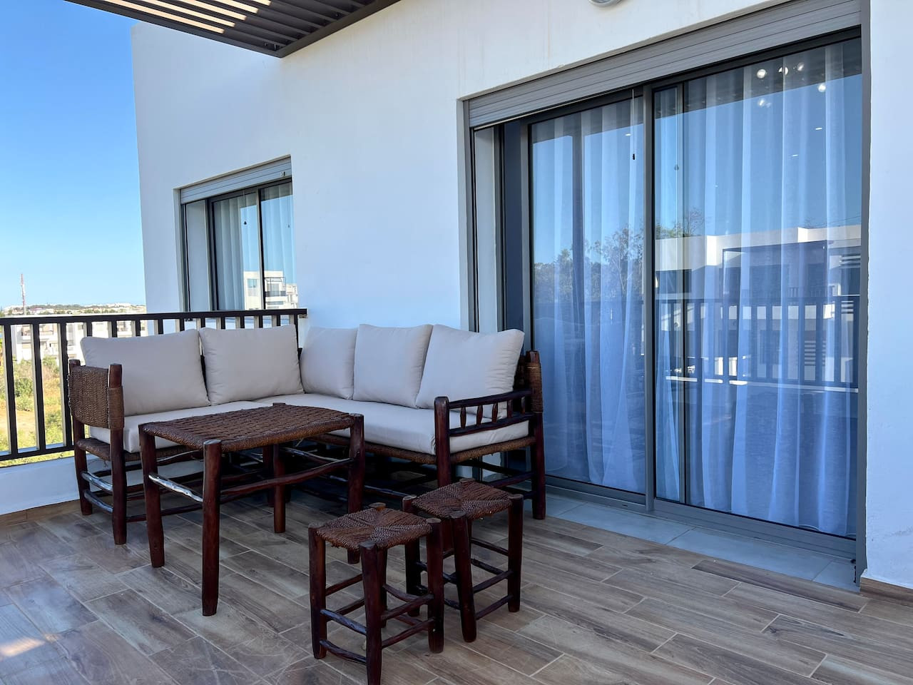 CH77 · Blue Horizon - Cabo Huerto Del Rio