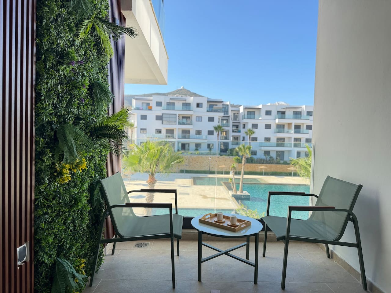 CMB612 · Sunset Paradise - Casas Del Mar