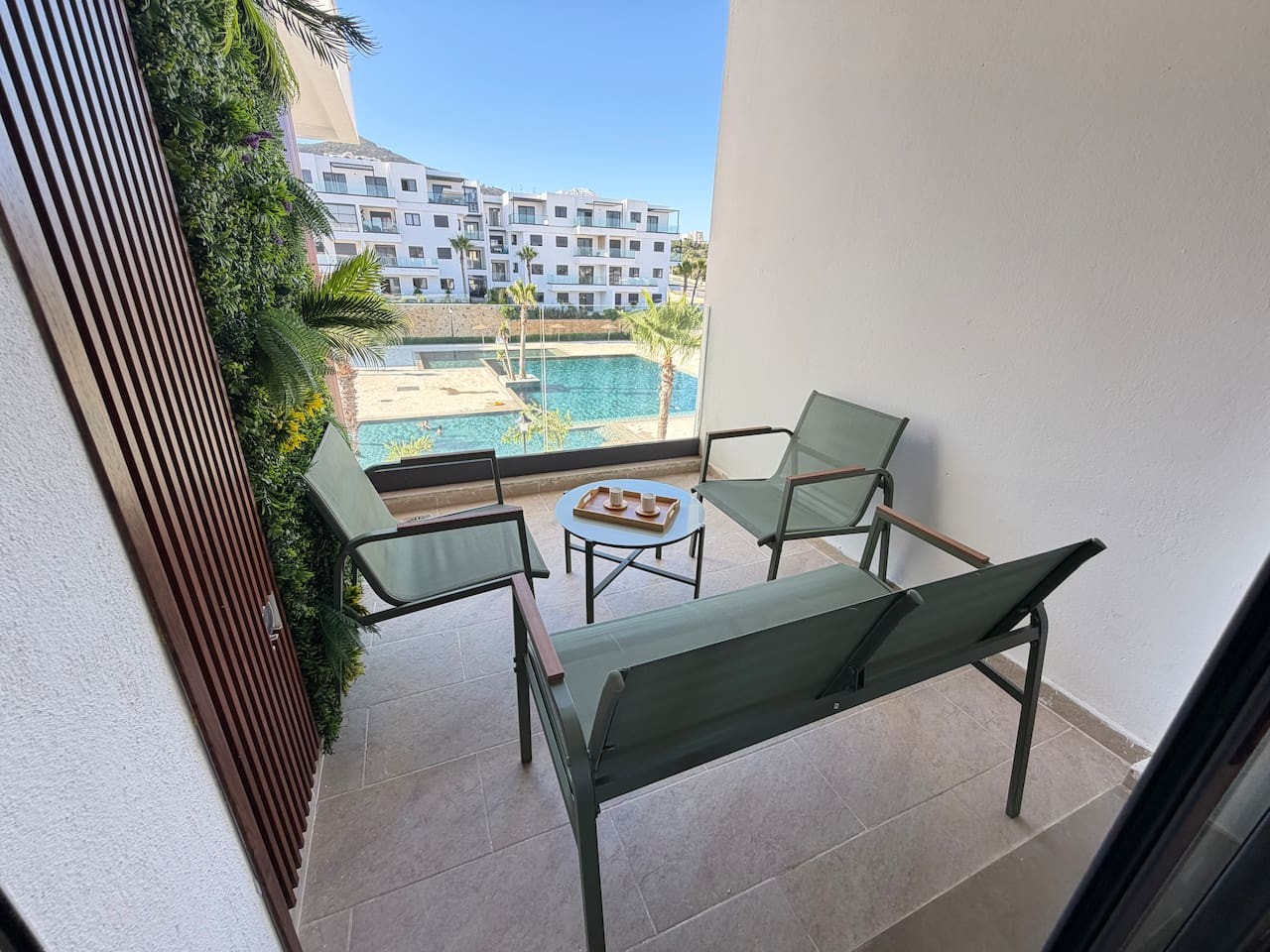 CMB612 · Sunset Paradise - Casas Del Mar