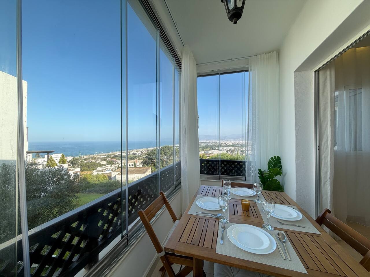 T3D8 · Panoramic View - Bella Vista