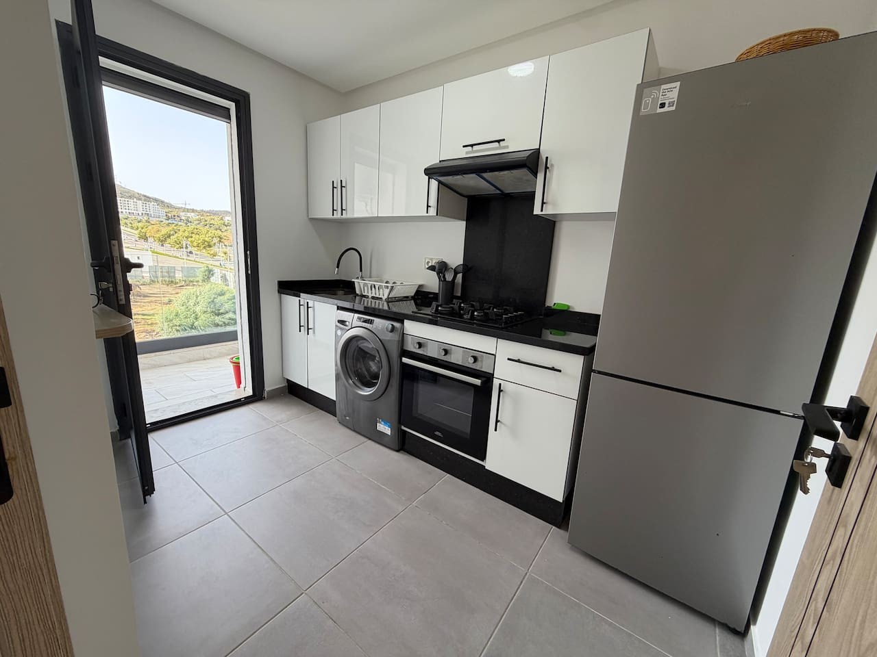 CMB25 · Modern Pearl - Casas Del Mar