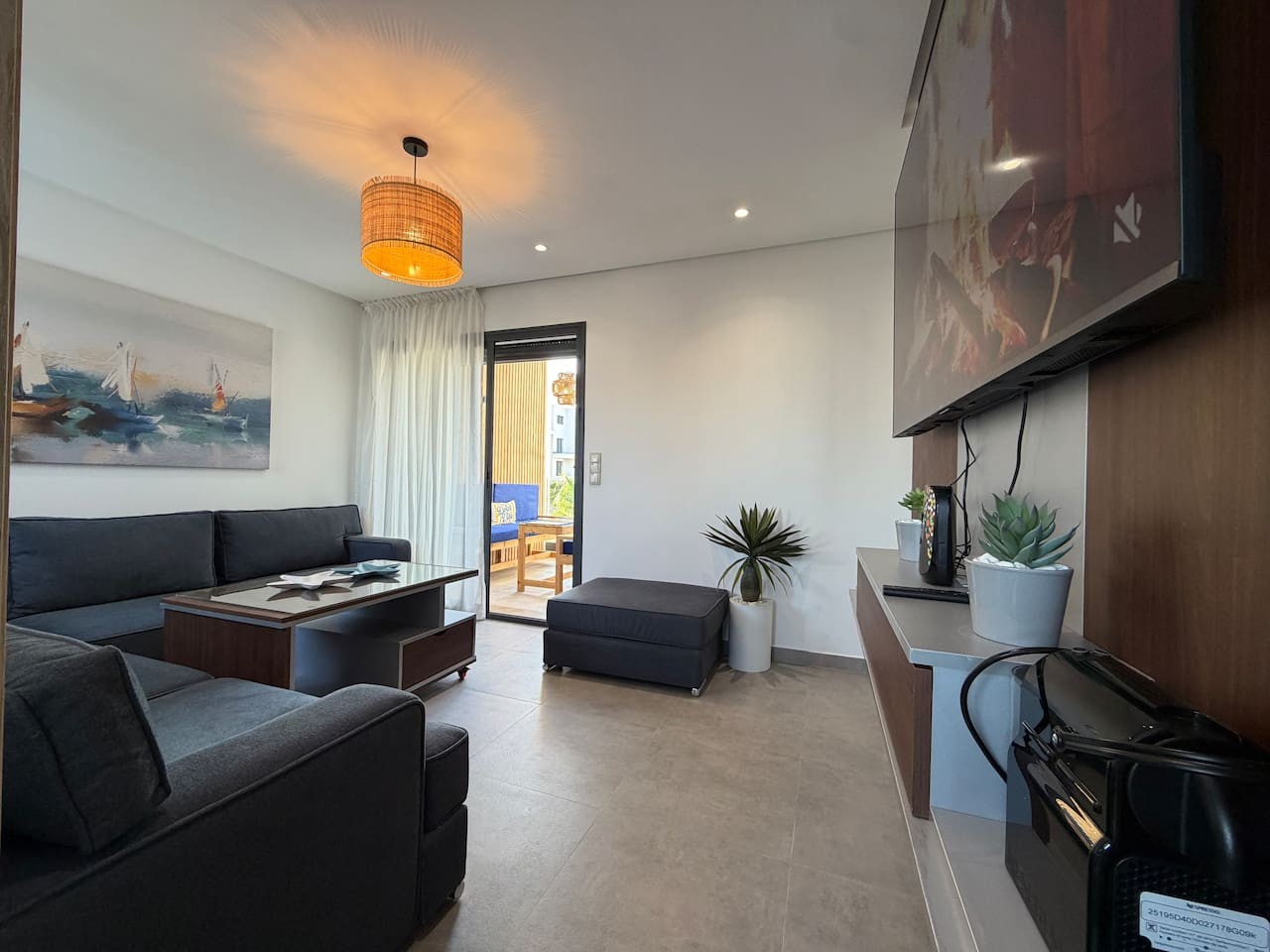 CMB512 · Marine Harmony - Casas Del Mar
