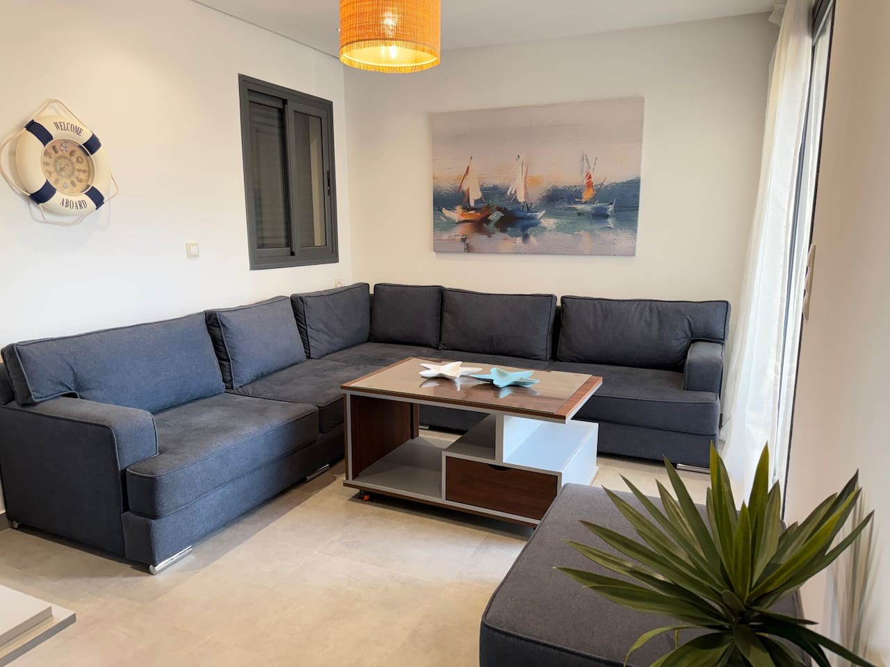 CMB512 · Marine Harmony - Casas Del Mar