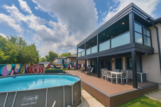 Pinewarbler Luxury Home