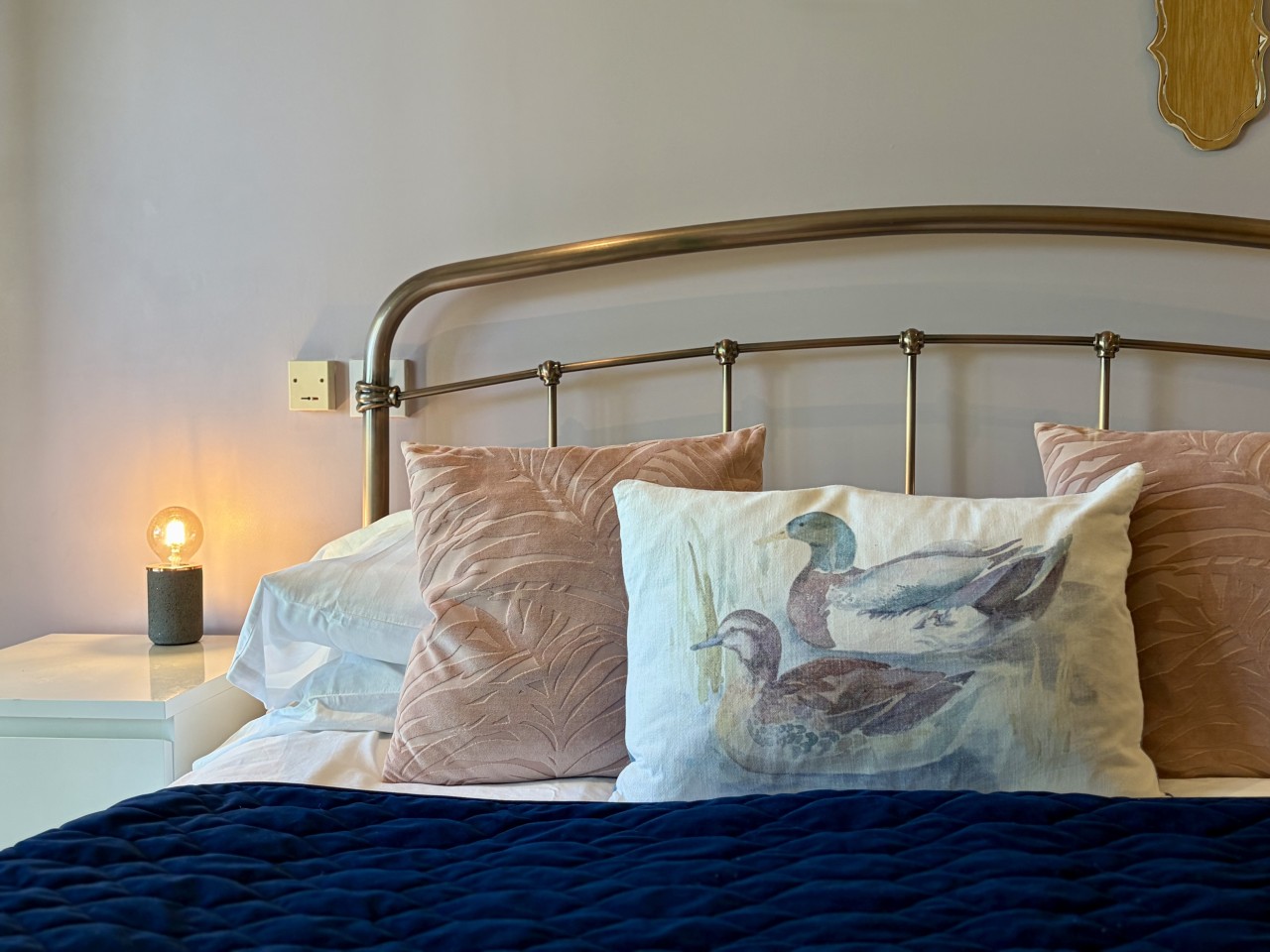 lodge image