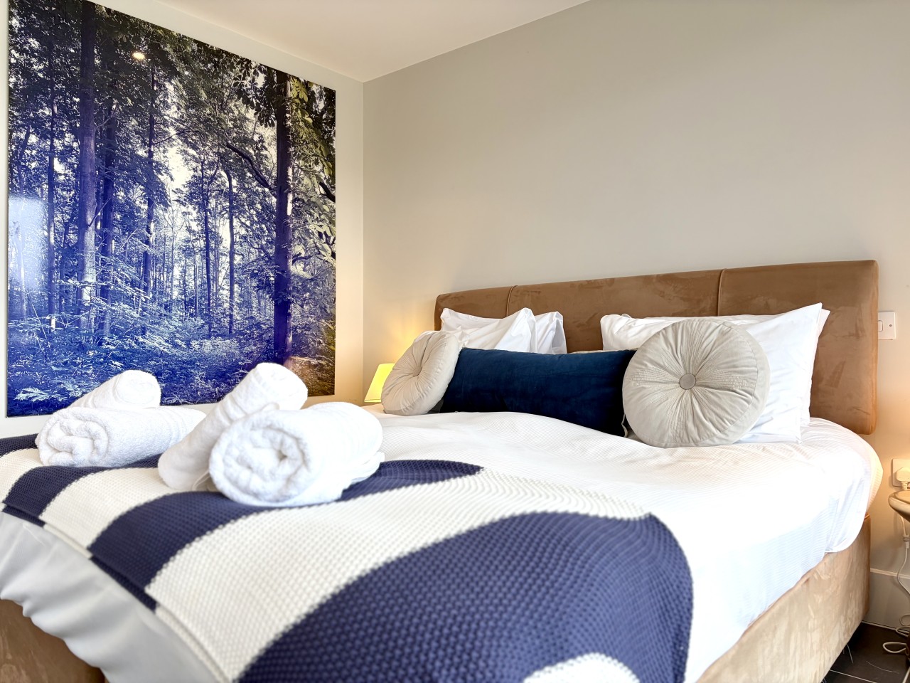 lodge image