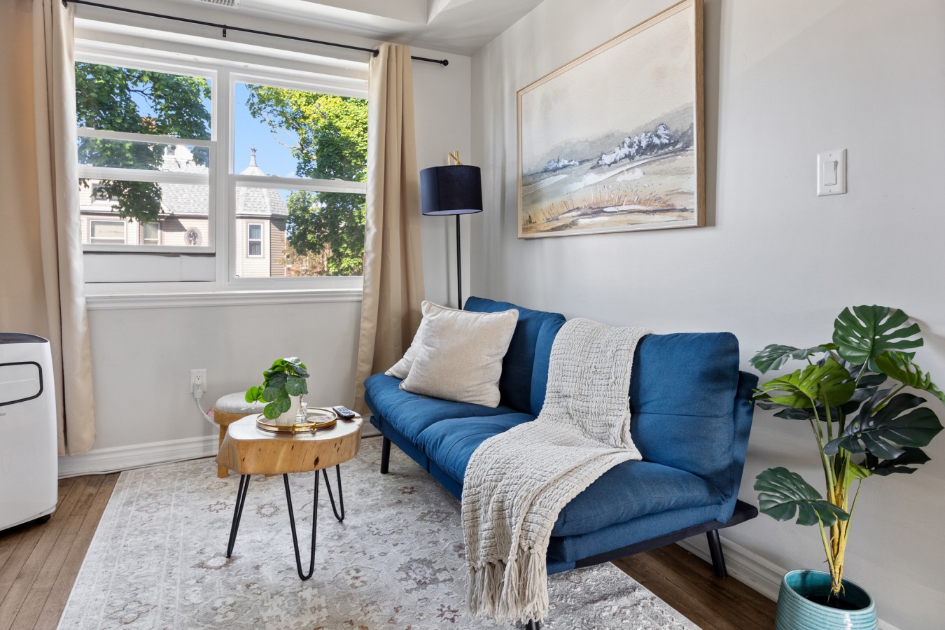 Walkerville | 3br | 2 Private Apartments - Windsor, Canadá