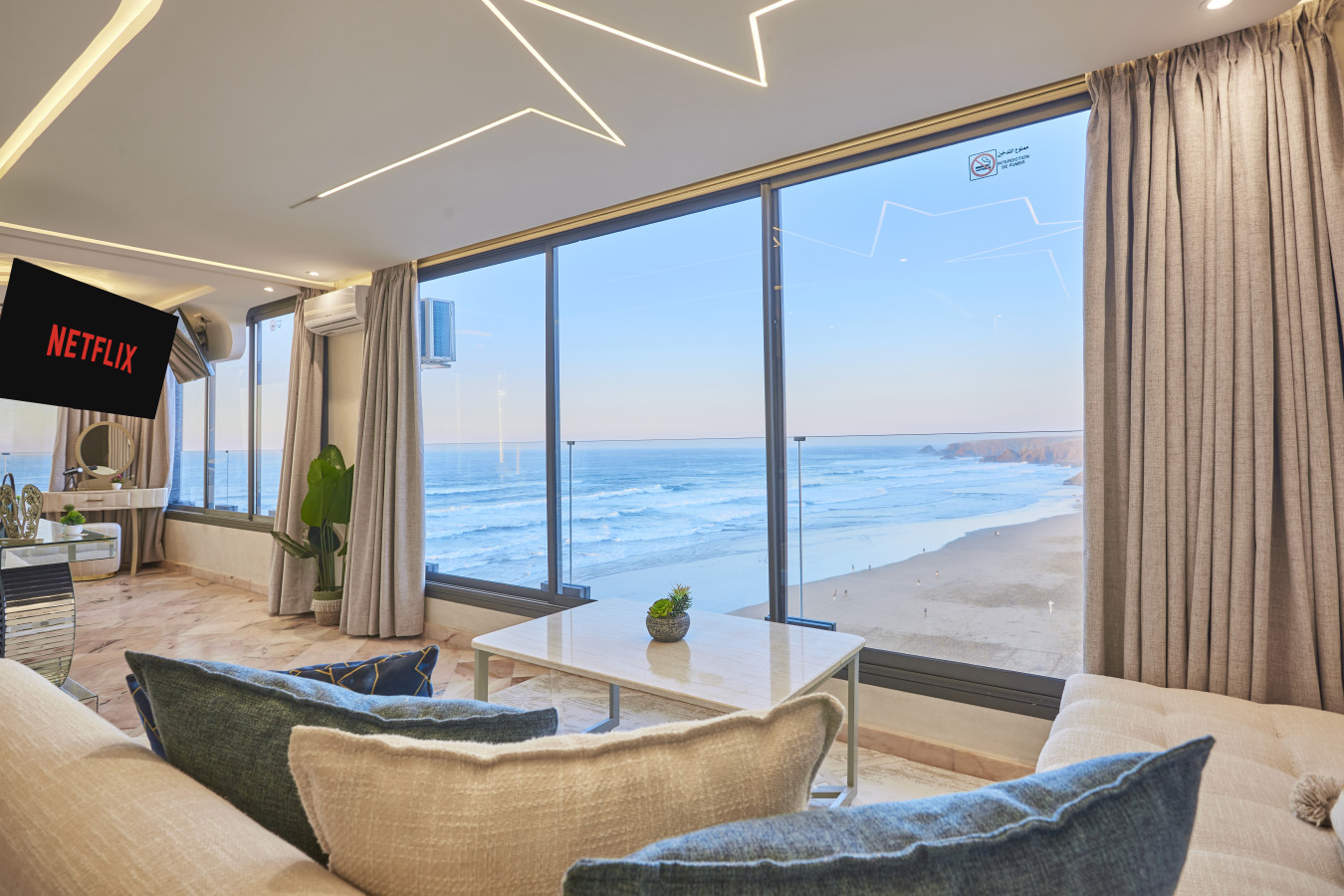 Beachfront Paradise: Charming 1br + Ocean Views - Mirleft