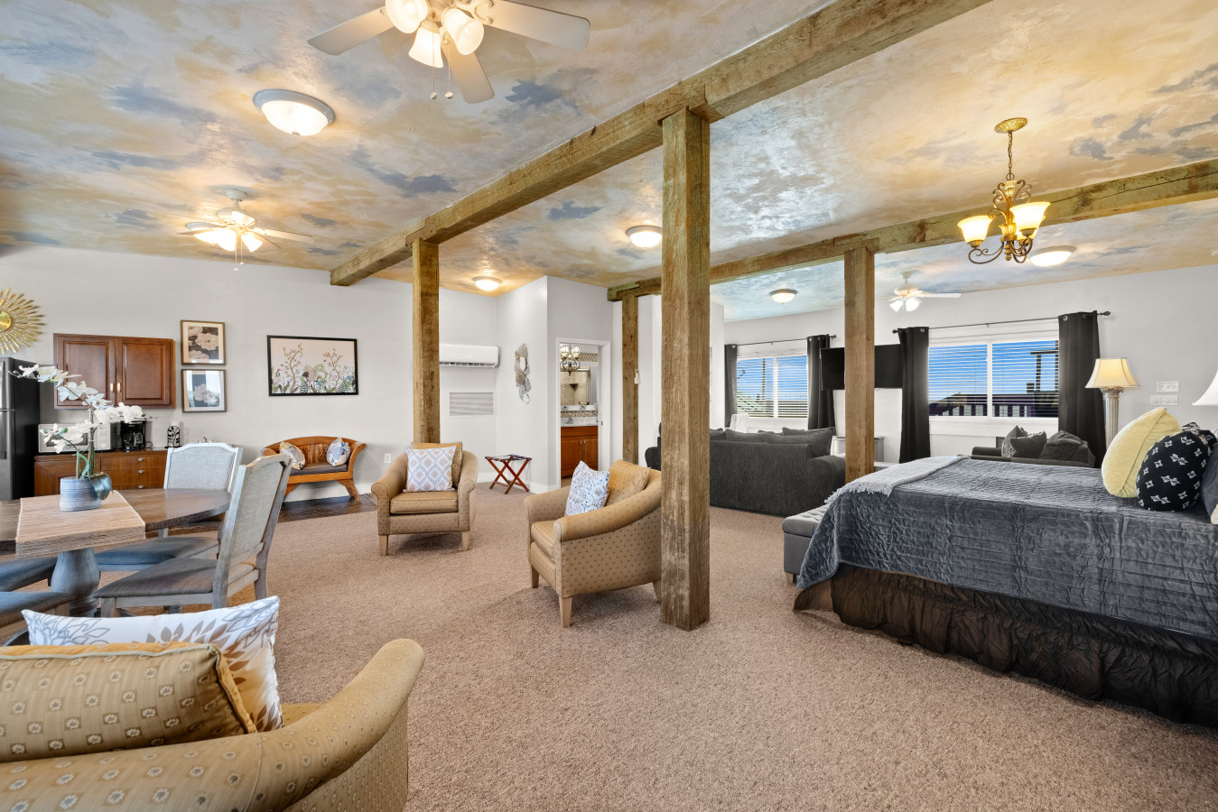 The Loft at Harbour Master Suites