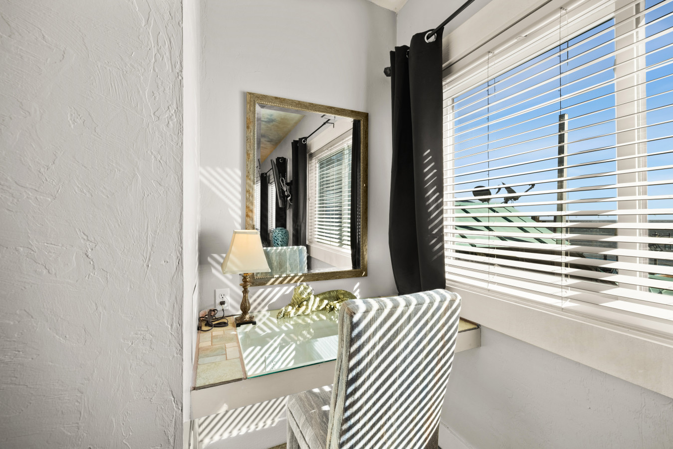 The Loft at Harbour Master Suites