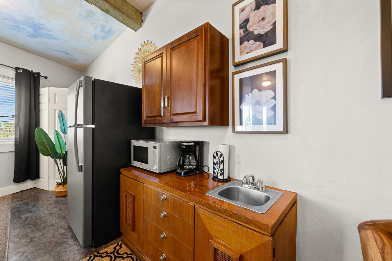 The Loft at Harbour Master Suites