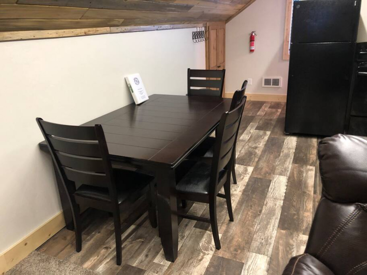 Dinning table