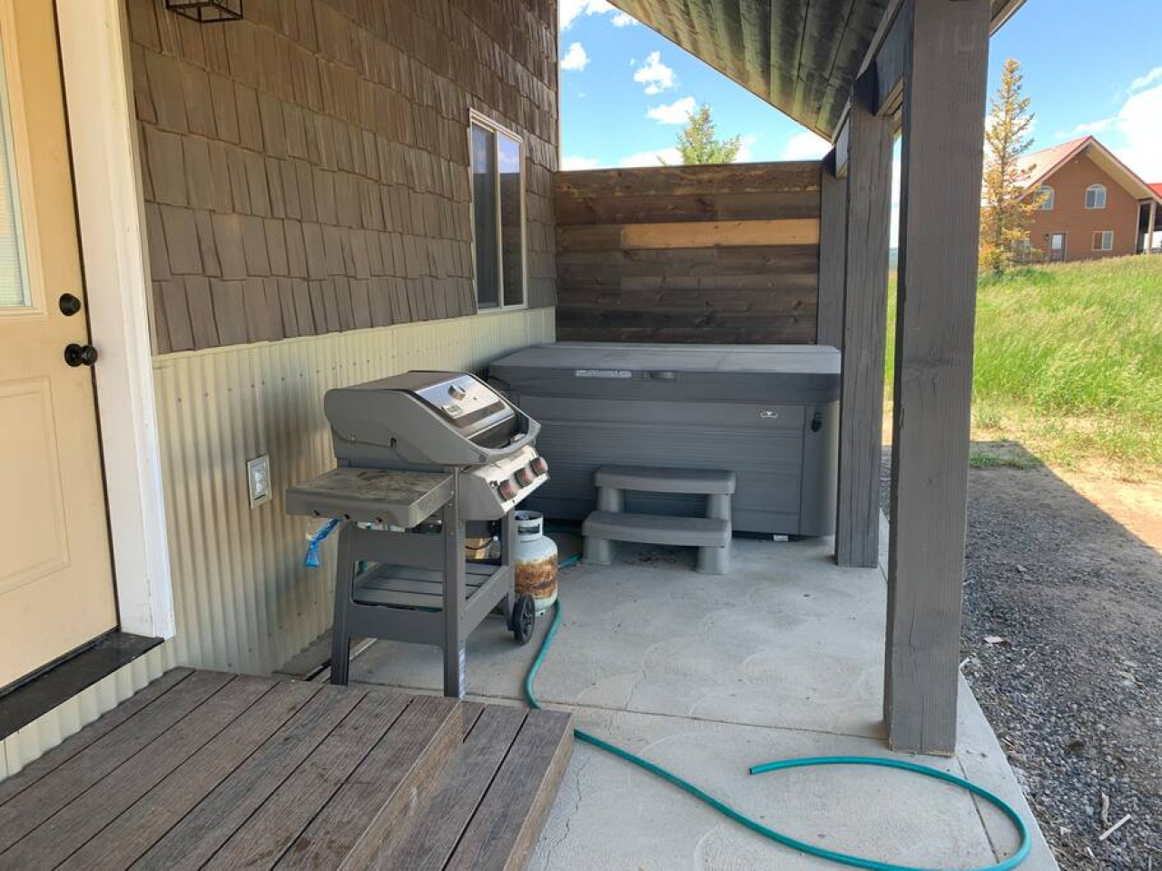 Sawtelle Cabin 4