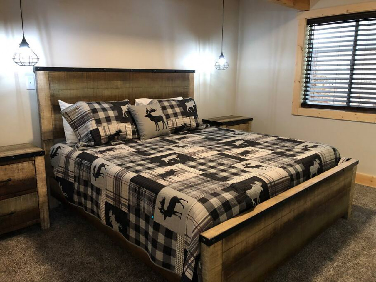 Sawtelle Cabin 6