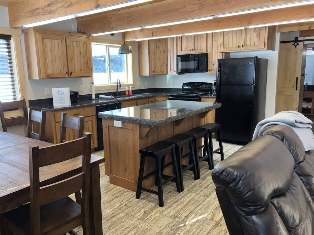 Sawtelle Cabin 2