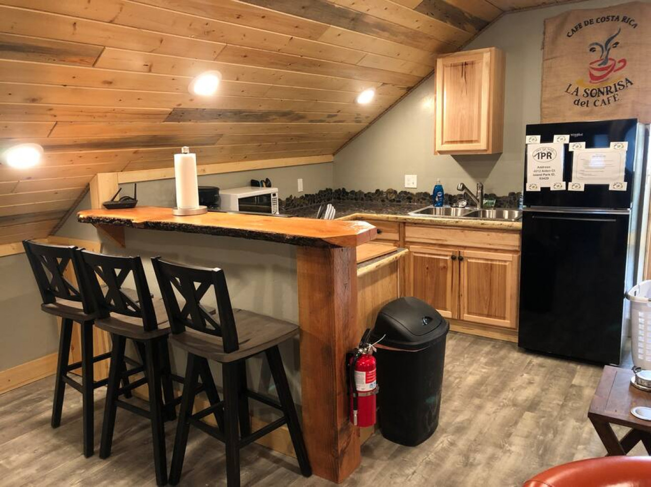 Full Kitchen