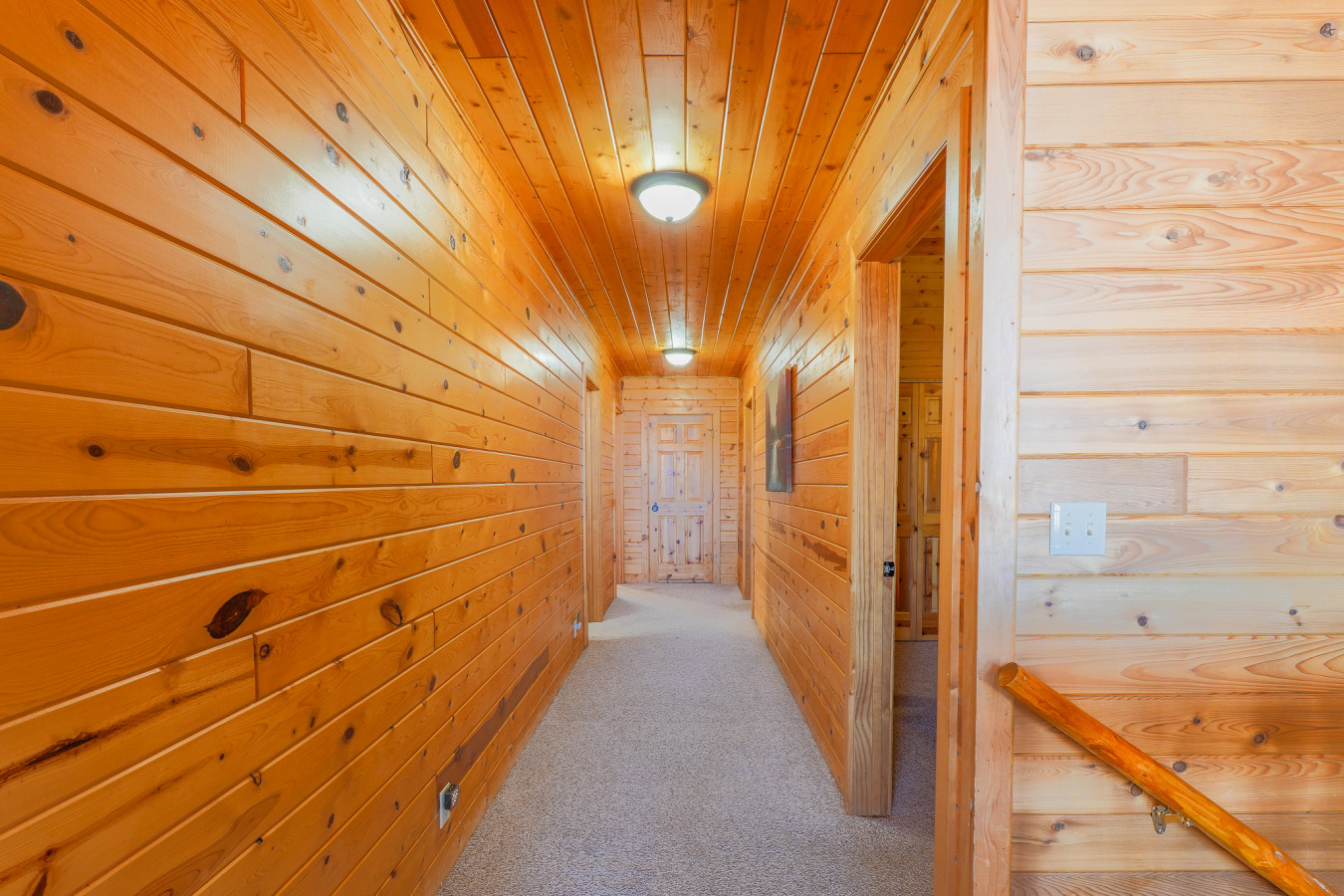 Upstairs hallway to bedrooms