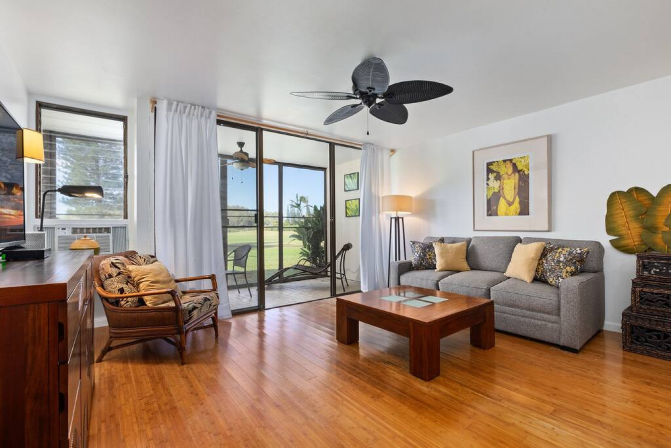 Spacious 1 Bedroom Condo at Turtle Bay photo 1