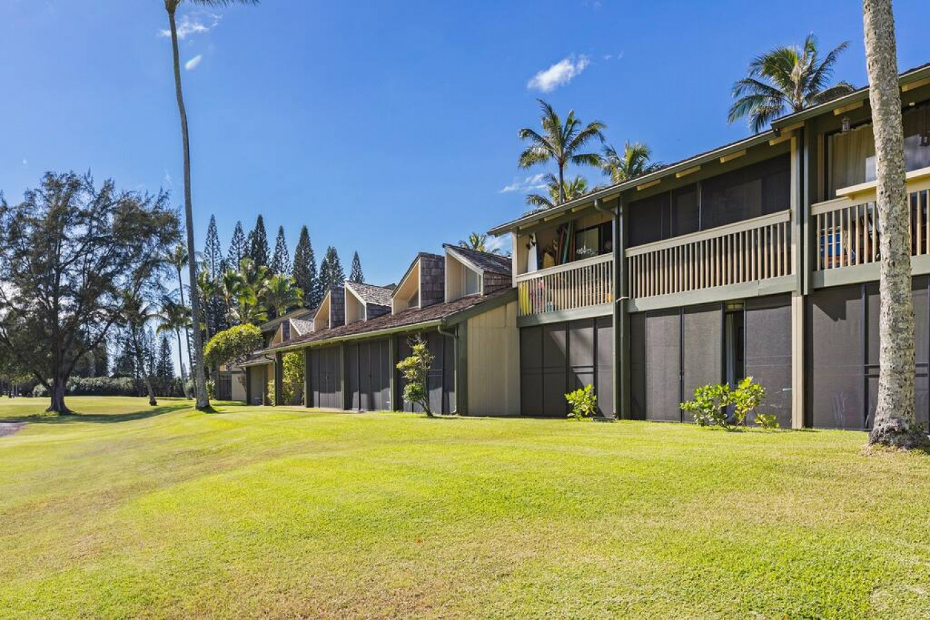 Cozy Condo with Pools in Kahuku photo 5