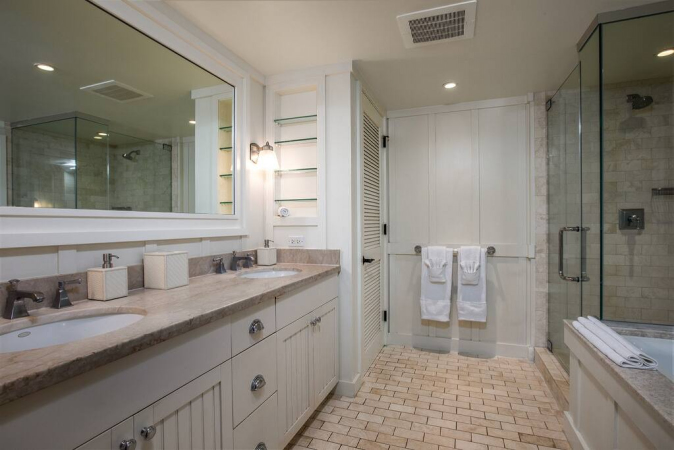 Beachfront Villa at Ritz Carlton Resort photo 8