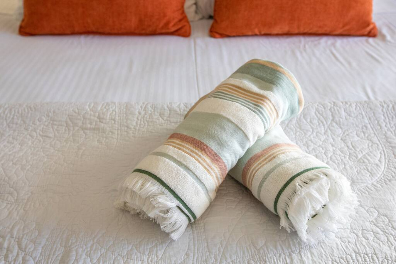 Cozy Waikiki Room with Free Parking photo 10