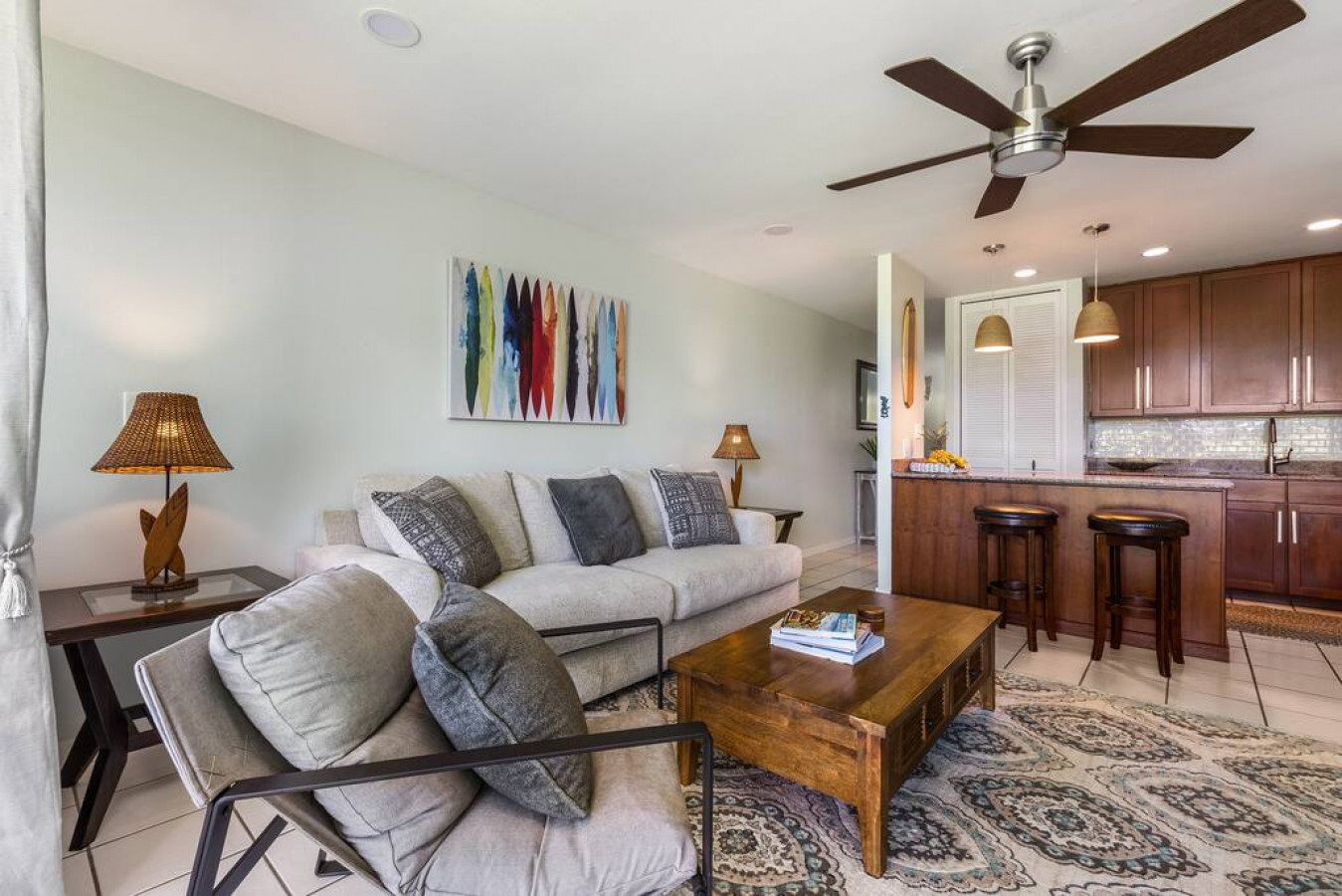 Spacious and beautifully decorated living room, open plan to kitchen