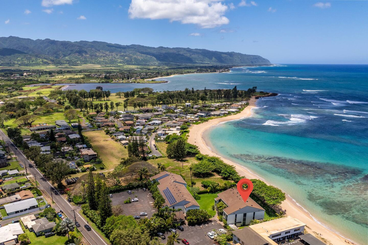 Private Beachfront Retreat in Haleiwa photo 25