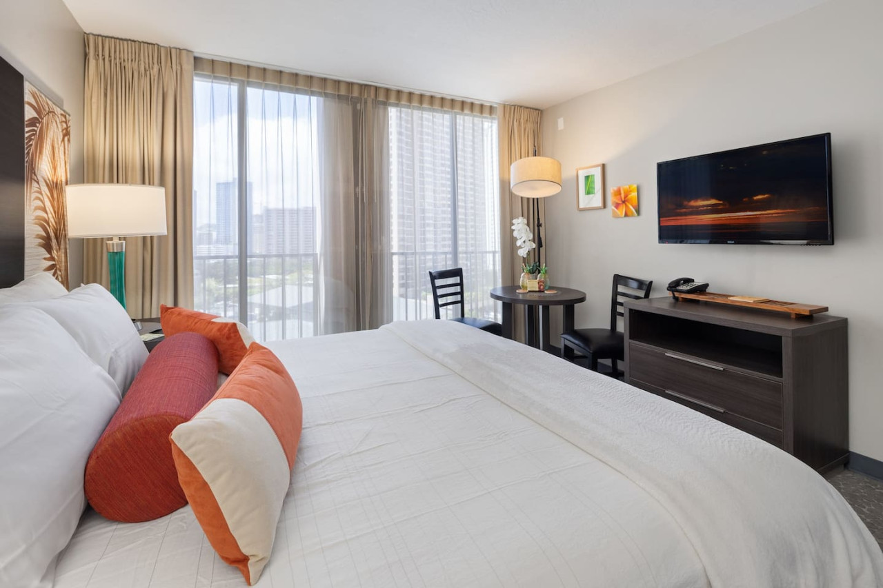 Cozy Room in Heart of Waikiki photo 7