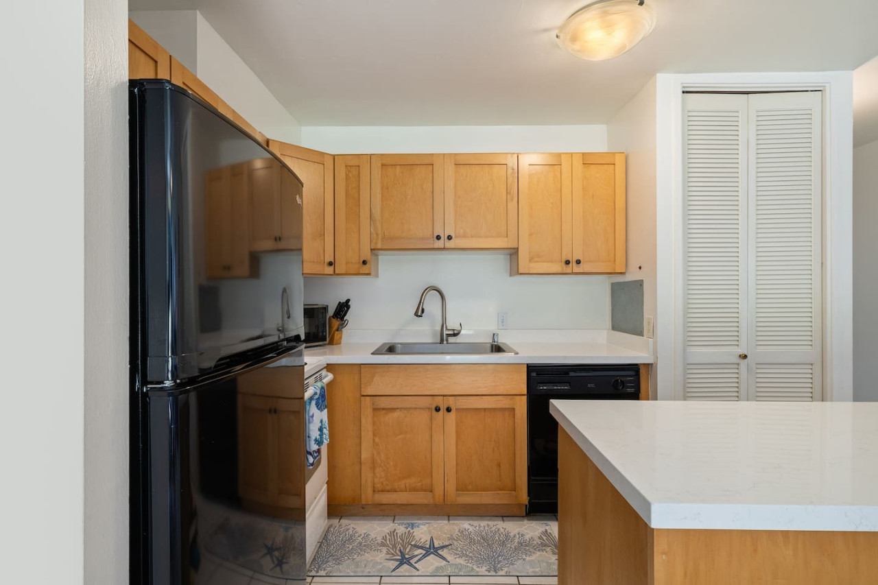 Ground-Floor Condo Near Turtle Bay Beach photo 3