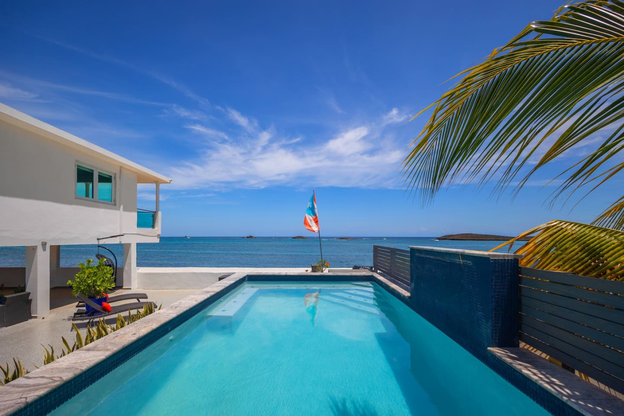 Seen In Bad Bunny's Music Video - Beachfront/pool - Manatí
