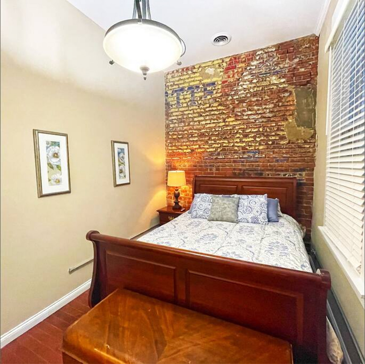 The Flat on Front Street