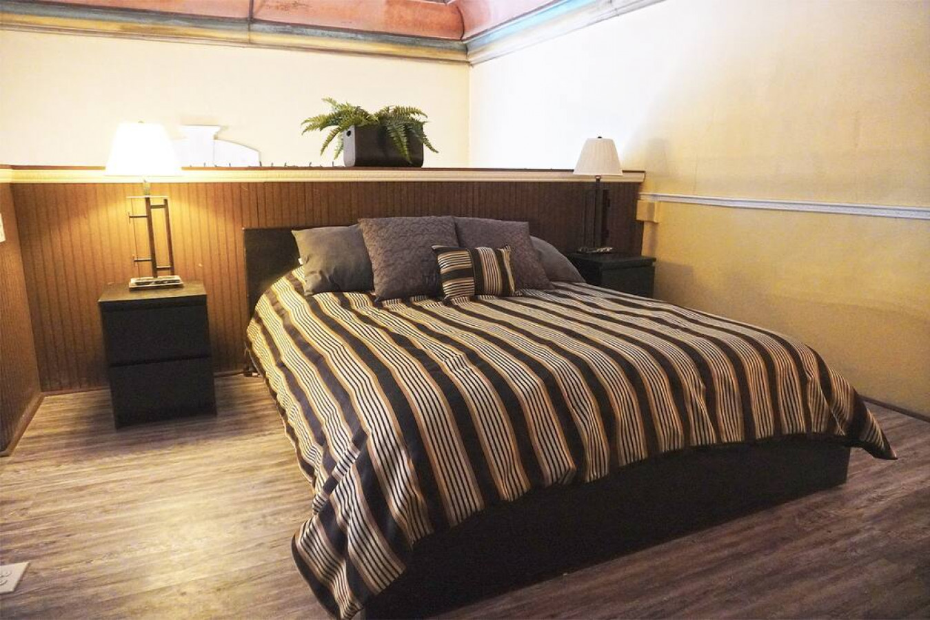 Beautifully Restored Historic Ballroom in Downtown
