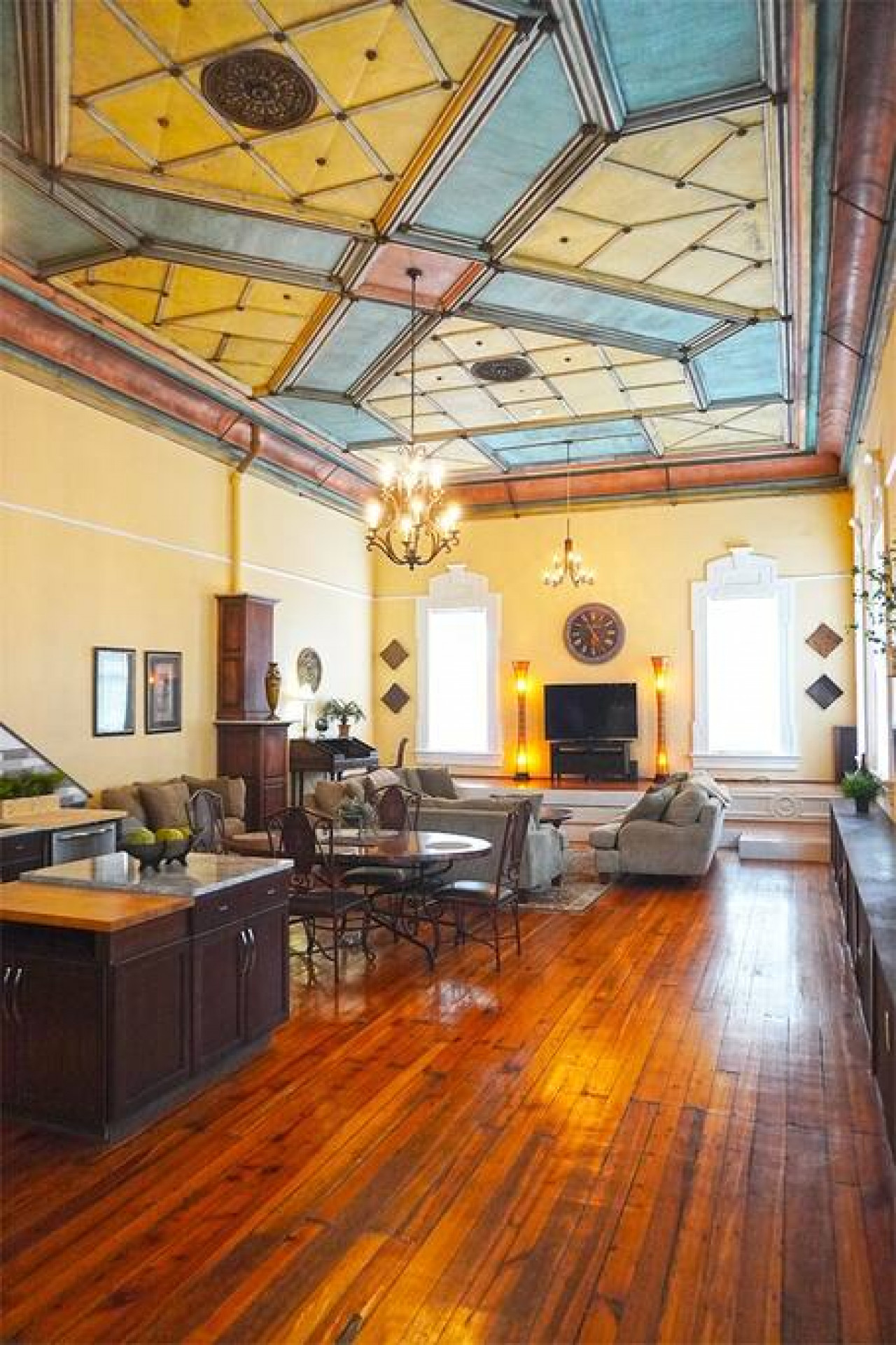 Beautifully Restored Historic Ballroom in Downtown