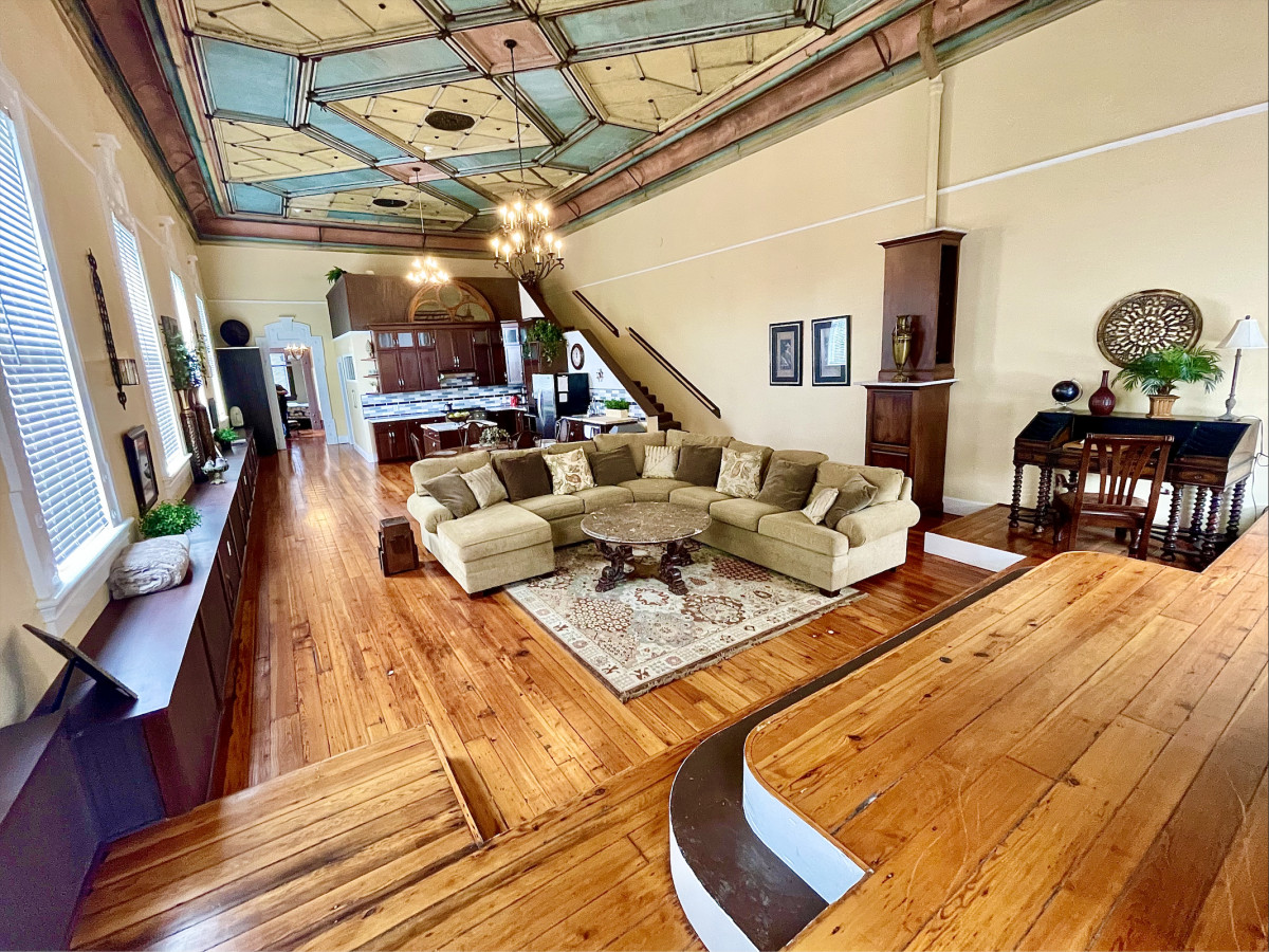 Beautifully Restored Historic Ballroom in Downtown