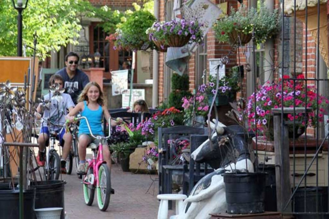 Stella's Place in Heart of Historic Roscoe Village