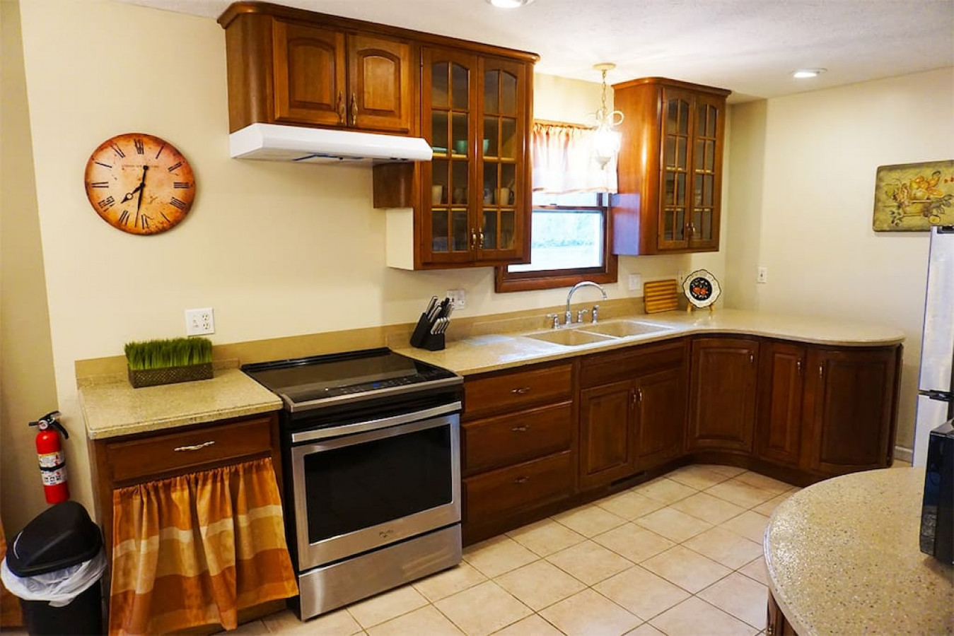 River House - Waterfront 3 bedroom, 2 bath