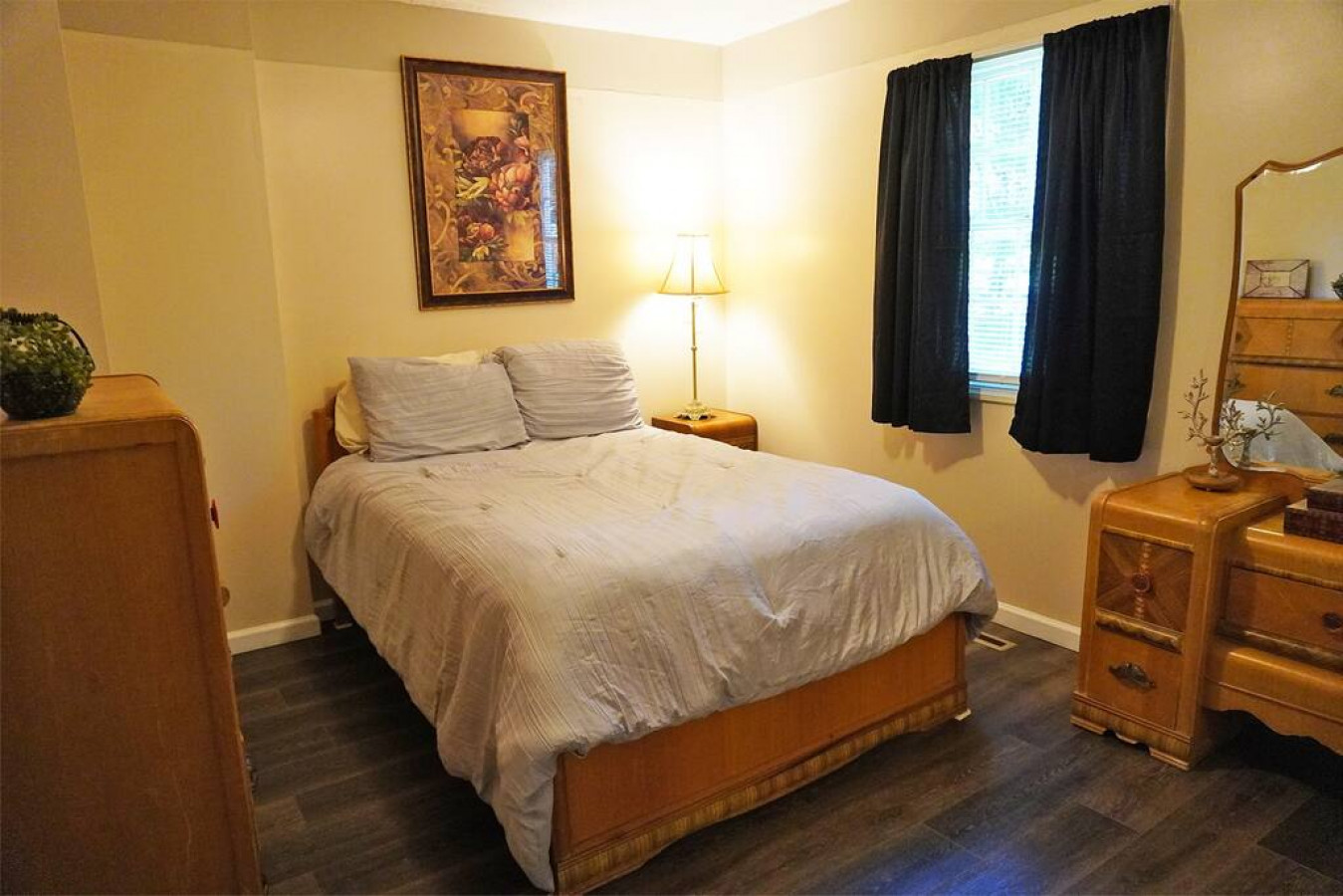 River House - Waterfront 3 bedroom, 2 bath