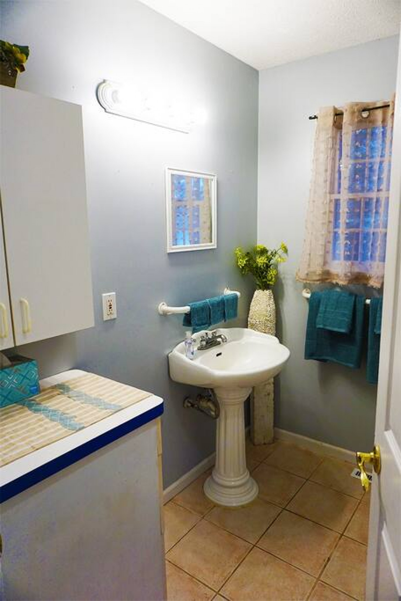 River House - Waterfront 3 bedroom, 2 bath