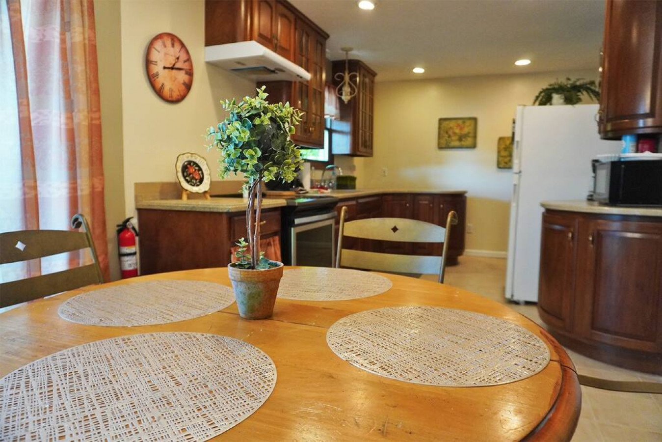 River House - Waterfront 3 bedroom, 2 bath