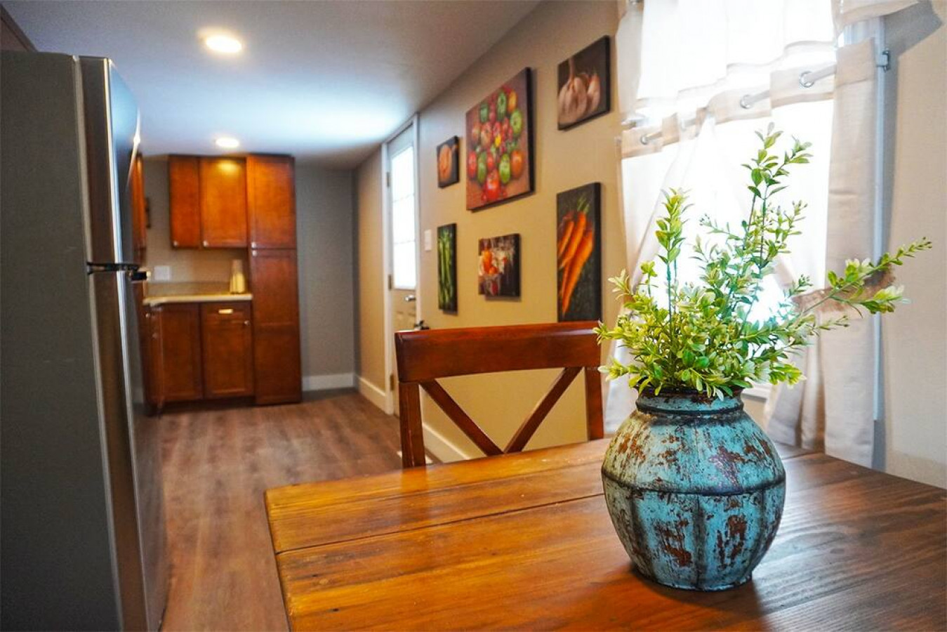 The Historic Salt Box House | Pet Friendly | Close to Local Favorites