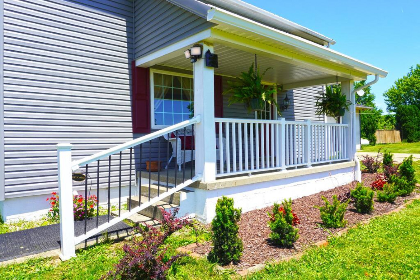 The Historic Salt Box House | Pet Friendly | Close to Local Favorites