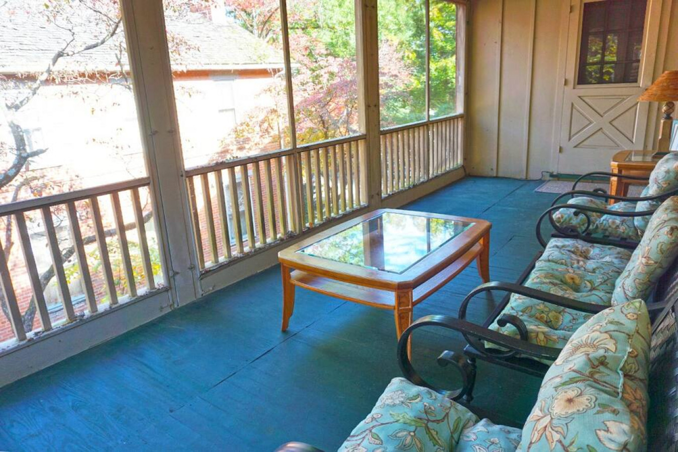 Roscoe Retreat in Heart of Historic Roscoe Village