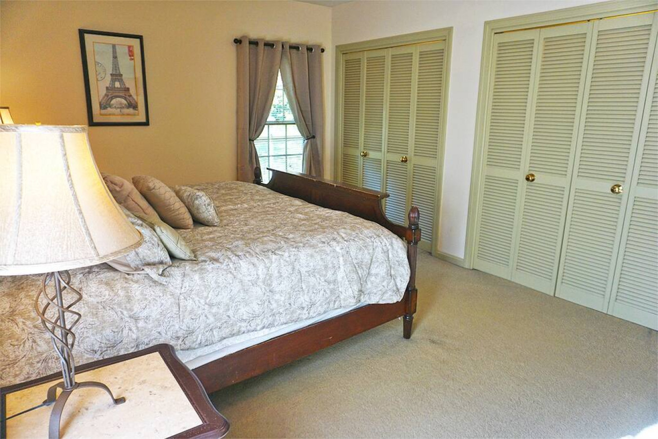 Roscoe Retreat in Heart of Historic Roscoe Village