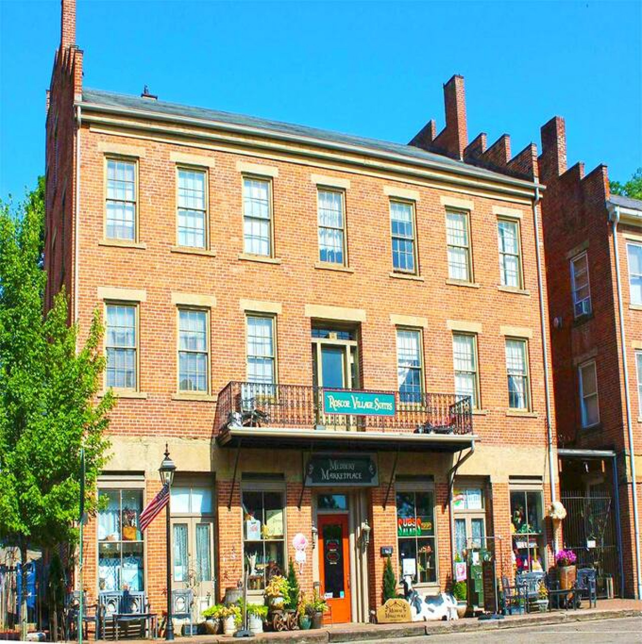 King Charlie's Place in Historic Roscoe Village