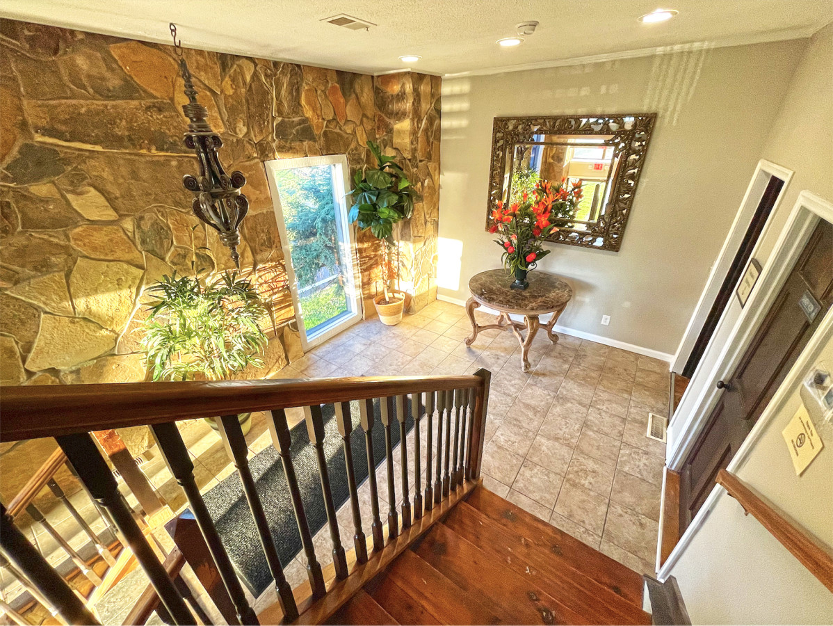Harbor Master | 2 Bedroom Waterfront on Ohio River