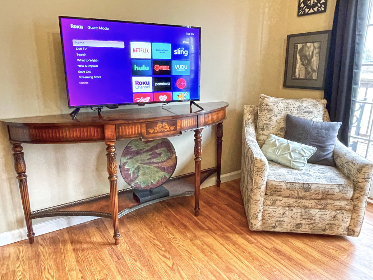 Harbor Master | 2 Bedroom Waterfront on Ohio River